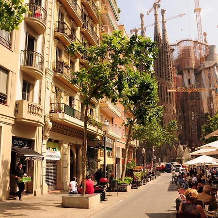 Gaudi Sagrada Familia Barcelona Exterior foto